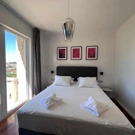 Moreta Villa